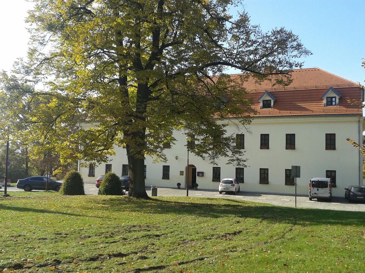 Hotel Zamek Havířov Extérieur photo